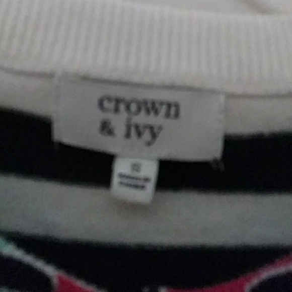 Crown and ivy small cardigan - Picture 3 of 3